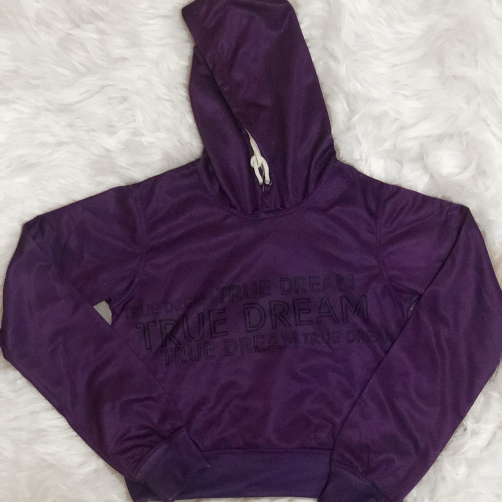 True Dream Cropped Hoodies